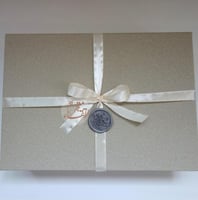 ختم شمعي بالاسم رخامي بالاسم من متجر ارتقاء