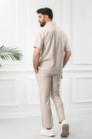 طقم رجالي بحري طويل سادة بأكمام قصيرة