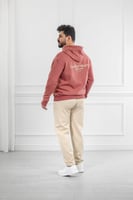 طقم رجالي شتوي دبل كاب بلونين وطبعة على التيشرت