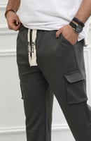 بنطلون رياضي كارجو بجيوب - بنطال رياضي كارجو