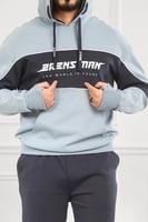 طقم رجالي شتوي دبل كاب فرو بلونين وطبعة على الصدر