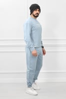 طقم رجالي شتوي كاجوال مزود بطبعة و أرجل ضيقه