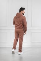 طقم رجالي شتوي دبل كاب وقبعة وخطوط على الجوانب