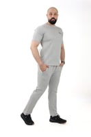 طقم رجالي صيفي كاجوال بنطال مع تيشرت بطبعة بأحرف و...