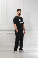 طقم رجالي صيفي كاجوال اوفر سايز تيشرت بطباعة كبيرة...