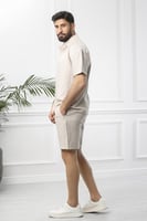 طقم رجالي بحري شورت سادة بأكمام قصيرة