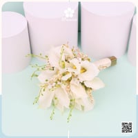 مسكة عروس ورد صناعي M1252