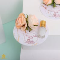 توزيعات 6 عطر مسك مع القاعدة والثيم