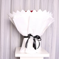 باقة ورد احمر بعدد 100 وردة روز