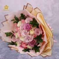 باقة ورد طبيعي لف سولفان NF017