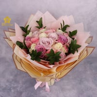 باقة ورد طبيعي لف سولفان NF017