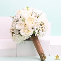 مسكة عروس ورد صناعي M1220