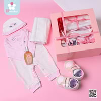 هدية استقبال مولودة دبدوب مع ملابس و مكرمية