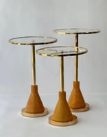 طقم طاولة خدمة زجاجي من 3 قطع بقواعد فولاذية ذهبية...