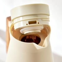 ثلاجة فيتنامي 1500مل لون بيج