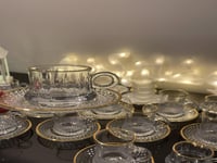 طقم بيالات قهوة وشاي فاخر – 48 قطعة بحواف ذهبية