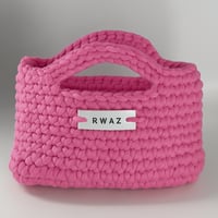 حقيبة يد مسكتين لون واحد