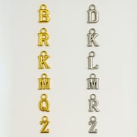 حقيبة يد بمقبض معدني لون واحد