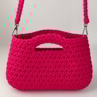 حقيبة يد لون واحد