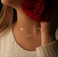 سلسال الحرف و الؤلؤ باشكل انيق