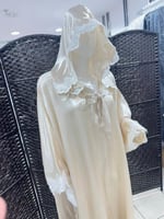 عباية عروسه بيج