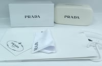 الملحقات الأصلية