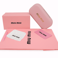 الملحقات الأصلية