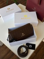 بني شوكولاتة