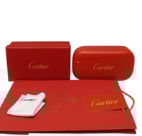 الملحقات الأصلية