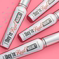 ماسكرا they're real magnet من بينفت