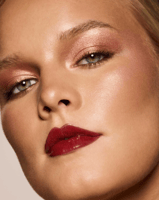 فنتي بيوتي - قلوس ملمع ومكبر شفاه بومب كريم - فروت...