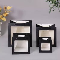 اكياس ورقيه مربعه بنافذه 30x30سم