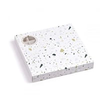 علب حلويات مقسم 36 بغطاء سحاب