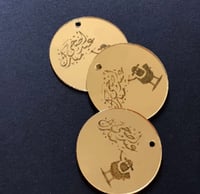 طباعه لوقو اكريليك 100 حبه