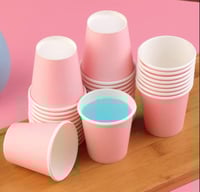 أكواب ورقية 8 انز دبل بألوان مختلفة