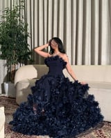 فستان الياقوت الازرق