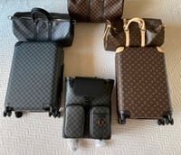Travel bag set LV