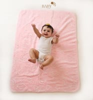 بطانية اطفال مزينة بالرسومات | دافئة ومليئة بالحب