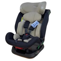 كرسي سيارة إلى عمر ٦ سنوات