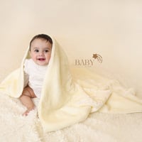 بطانية اطفال مزينة بالدببة | دافئة ومليئة بالحب