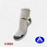 جوارب نسائية شبابية قصيرة ( درزن )