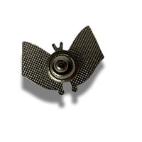 بروش علم السعودية وشعار الخطوط - فضي