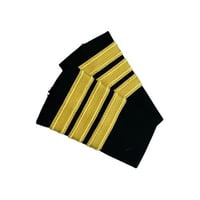 رتب أكتاف طيار