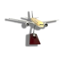 مجسم طائرة الخطوط السعوديه