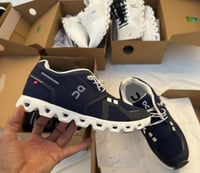 شوزات اون ريننق