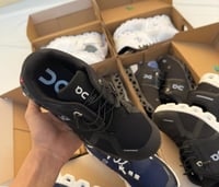 شوزات اون ريننق