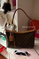 Louis Vuitton CarryAll
