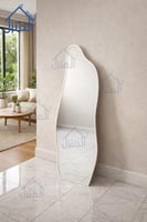 مراية ستاند أرضية بتصميم عضوي عصري