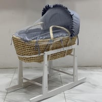 سلة موسى رصاصي مع حامل هزاز ابيض