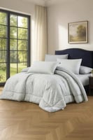 مفرش سرير فاخر وجهين مايكروفايبر رمادي ثلجي سادة